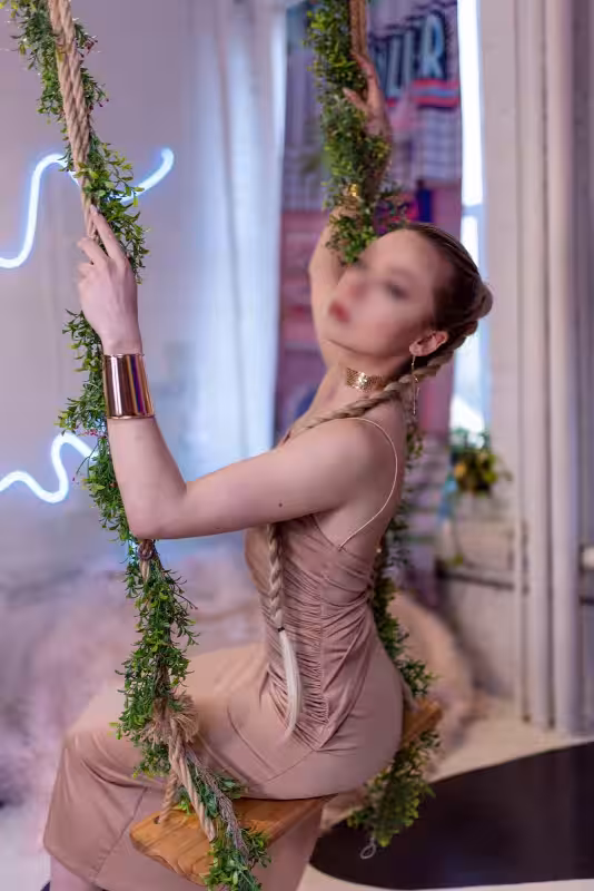 companion/Massage Arielle May in Boston, MA
