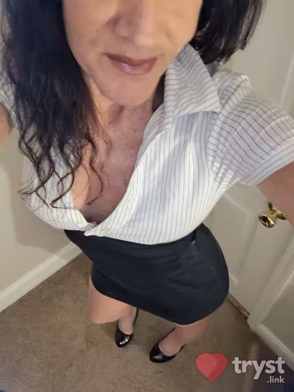 companion/Massage Busty Ally in Fort Lauderdale, FL