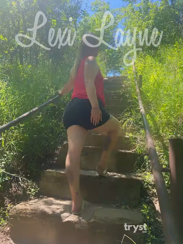 companion/Massage Lexi Layne in Omaha, NE