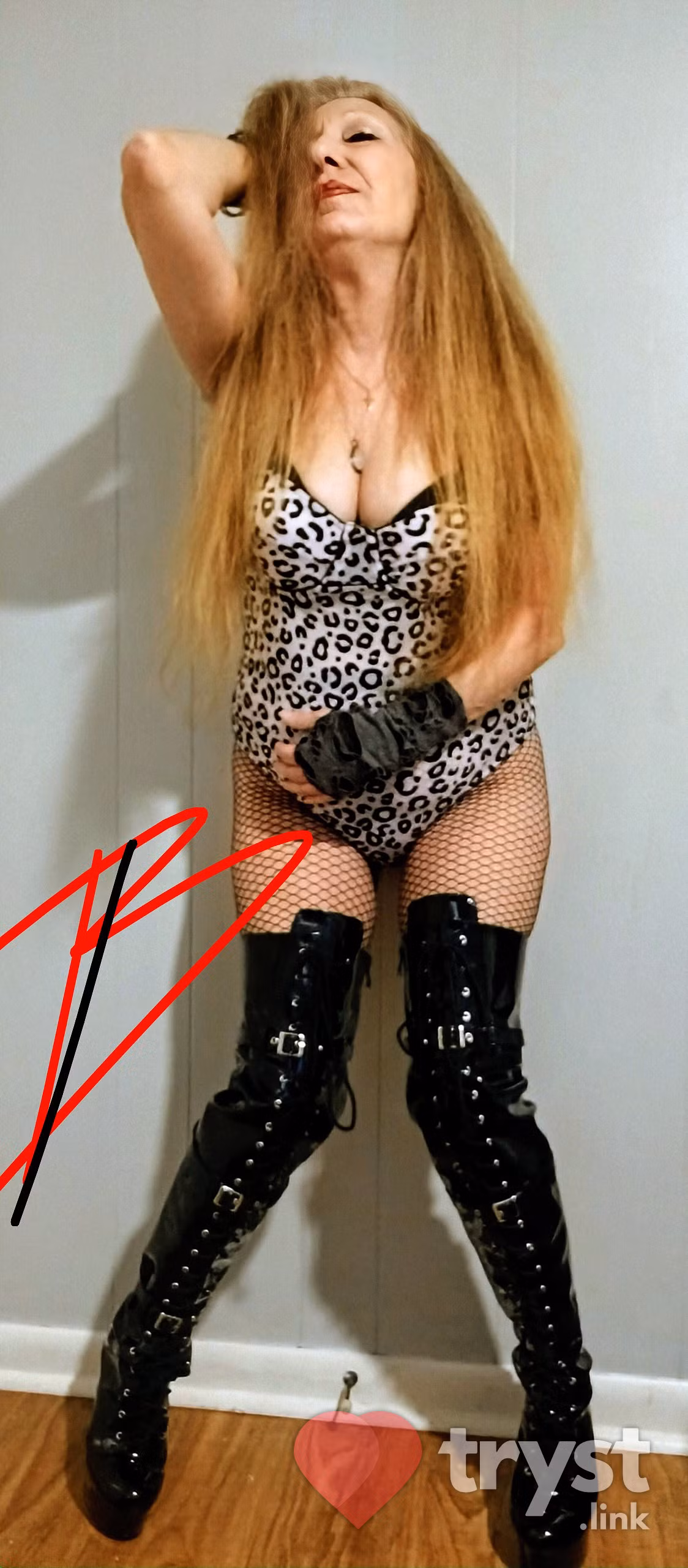 Brooke, photo 10
