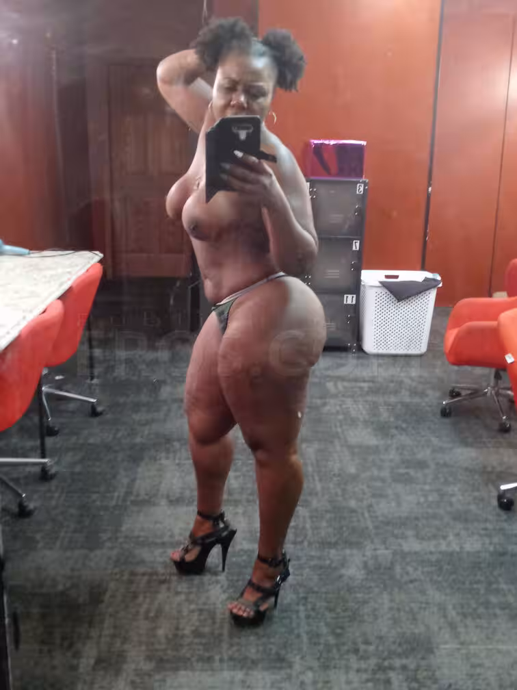 Poizon Ivy XXX / Ila Blue / Ivy Belle, escort in Washington, D.C., DC