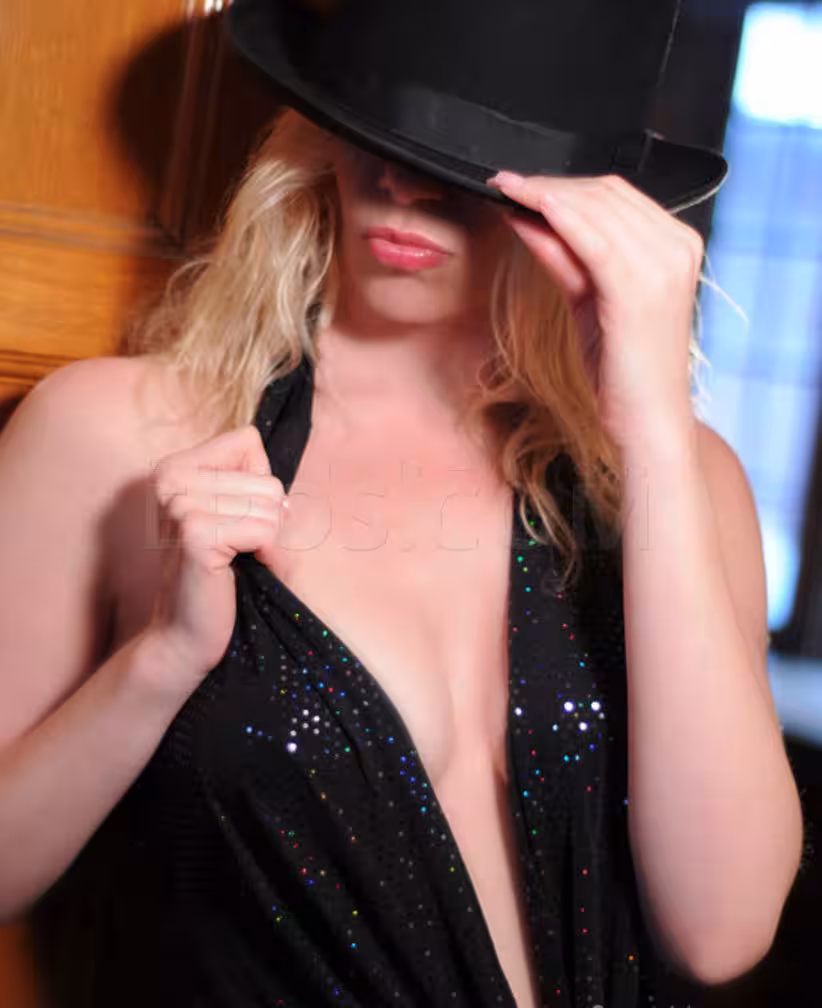 Alexandra Marie Majesty, photo 3