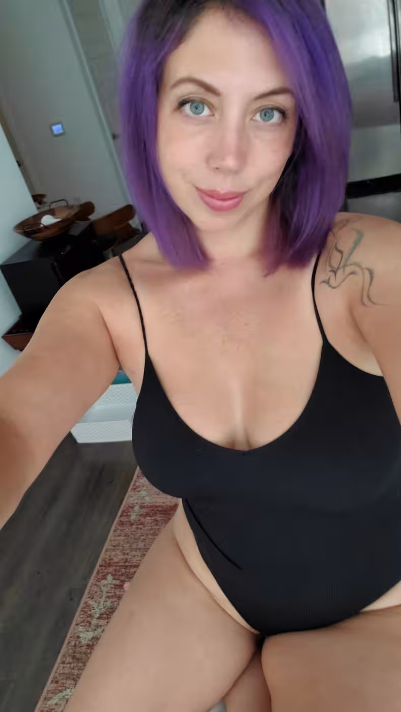 Sensual Violet, photo 9