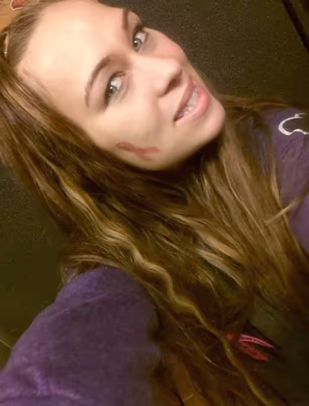 Kristy, photo 3