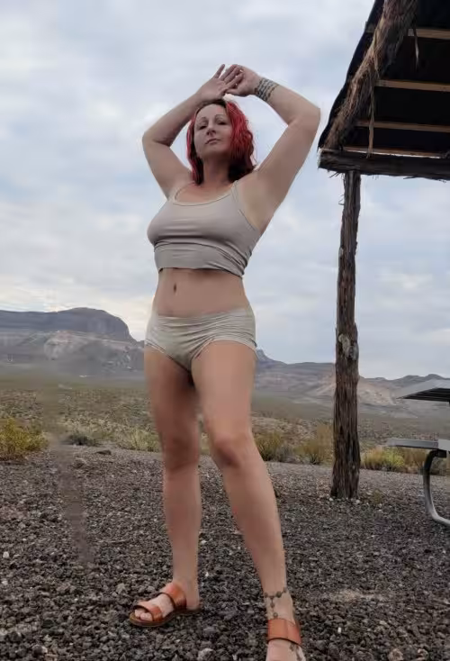 Evelyn QV / Hot Texas Mess, photo 3