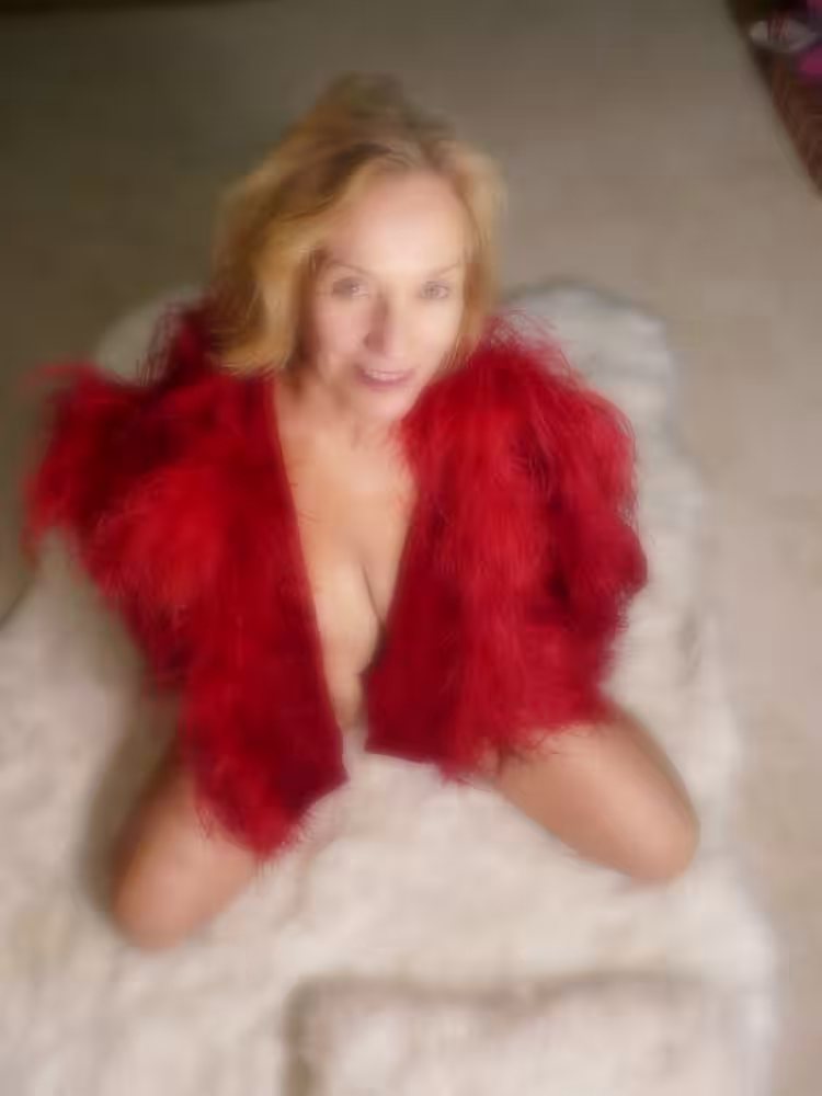 Heather, photo 6