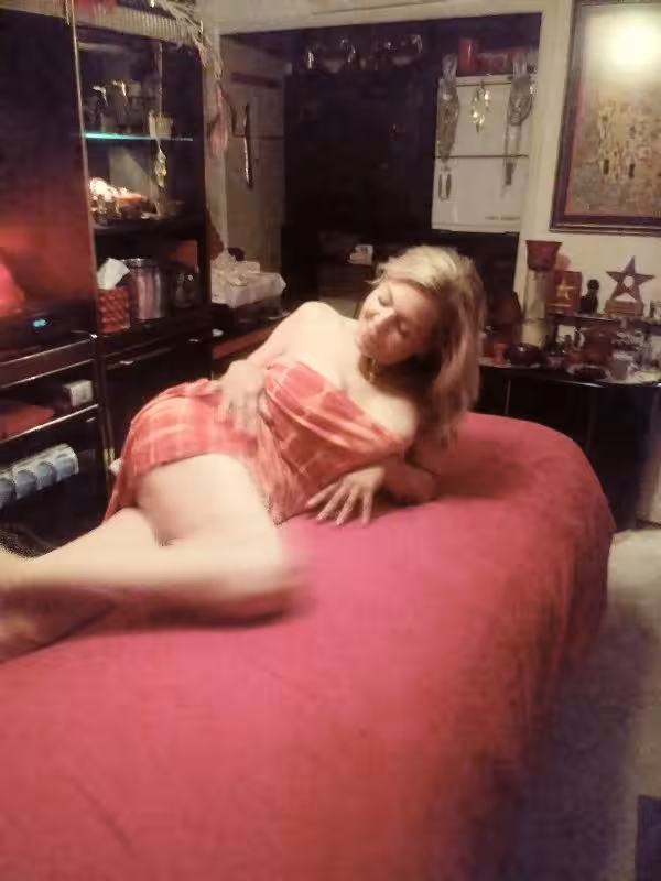 Vivian, photo 3