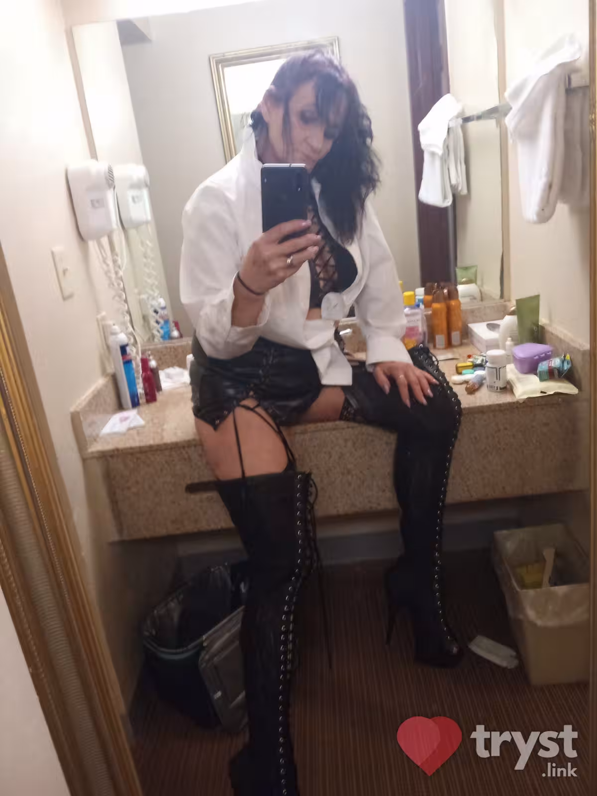 Lady Y, photo 5