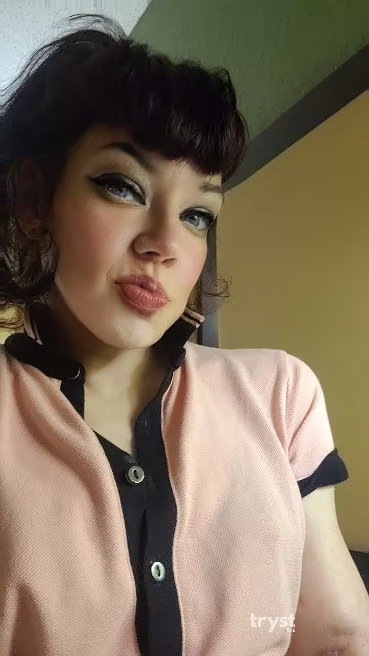 Veronica, photo 4