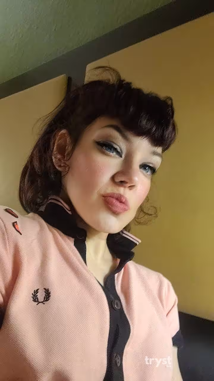 Veronica, photo 5