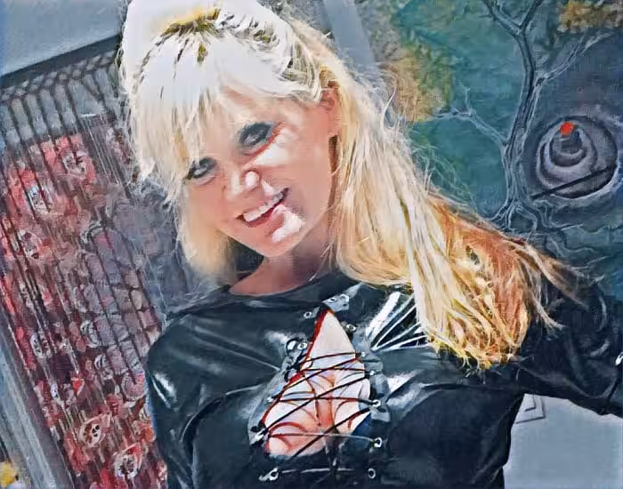 Heather, photo 6