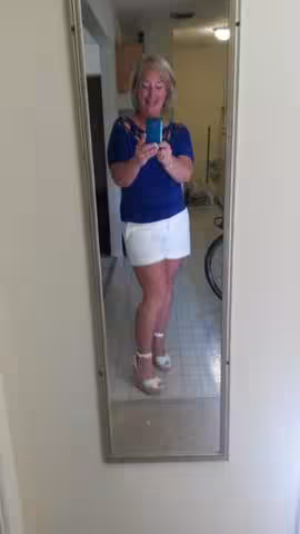 Nikki, escort in Detroit, MI
