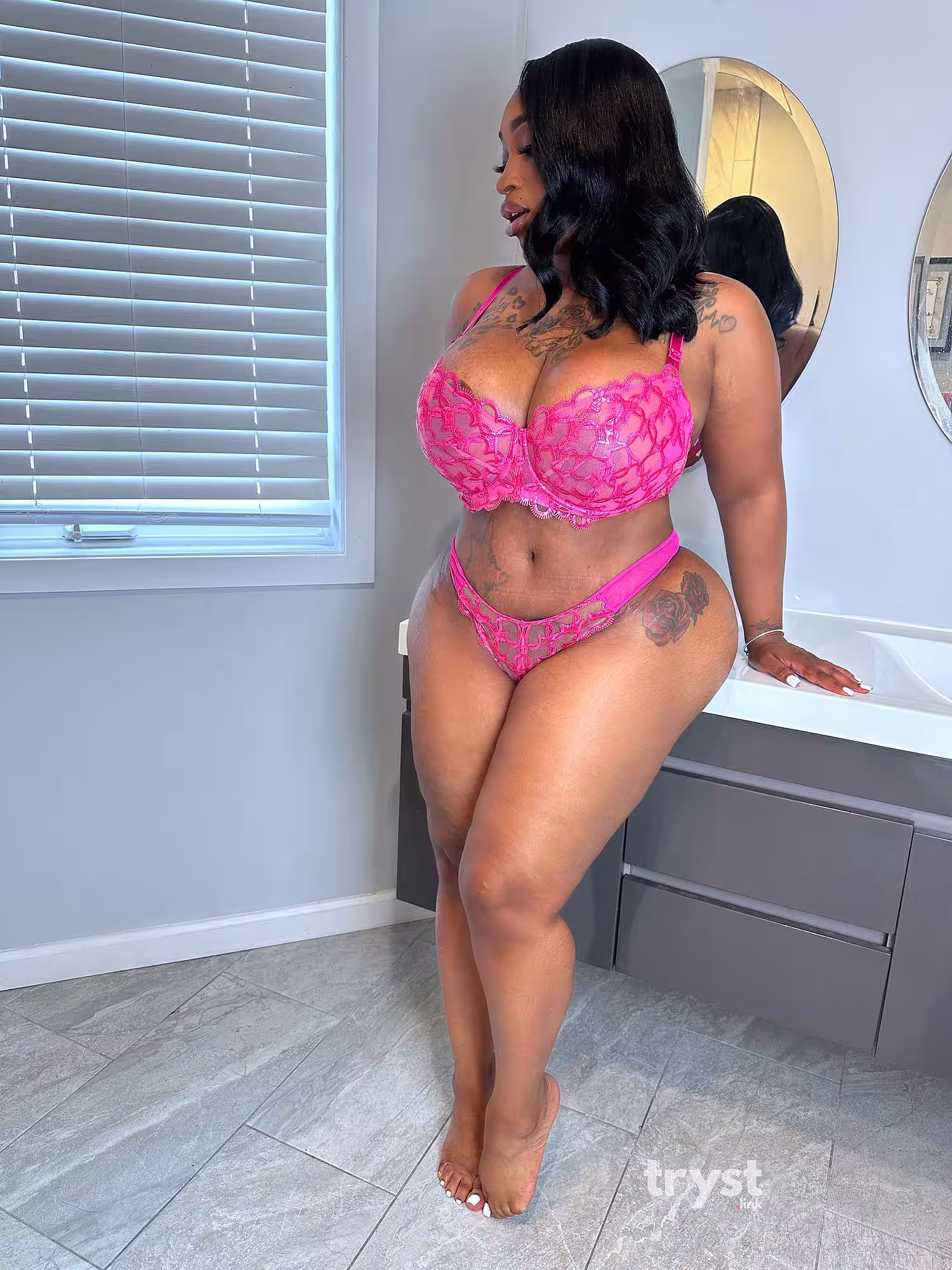 Mercedes Luxe / Mya Lust, photo 4