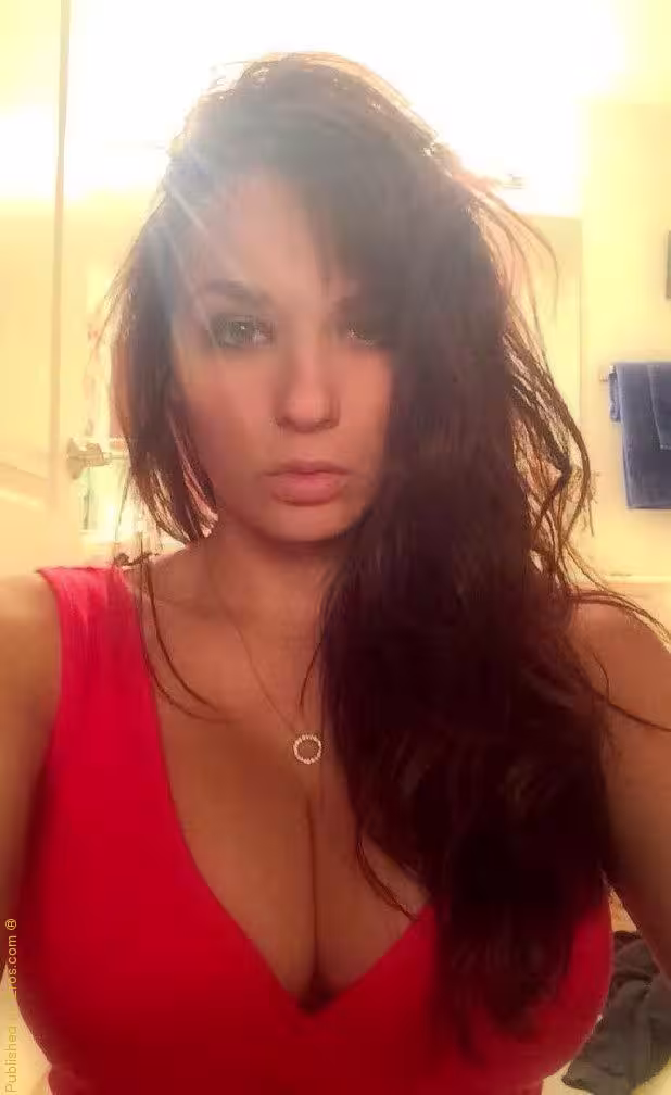 Vivian, photo 2