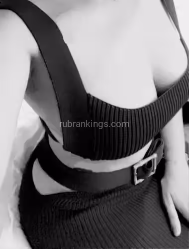 Lisa Love, photo 4