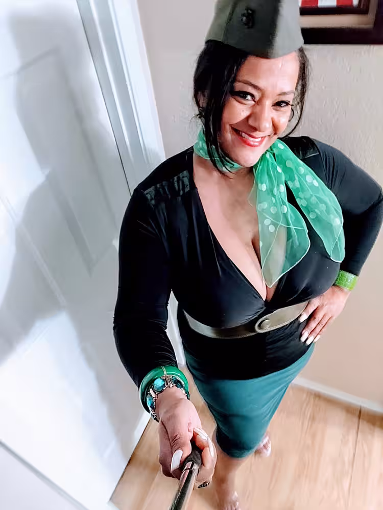 Bella / Carol / Bruna, escort in Mesa, AZ