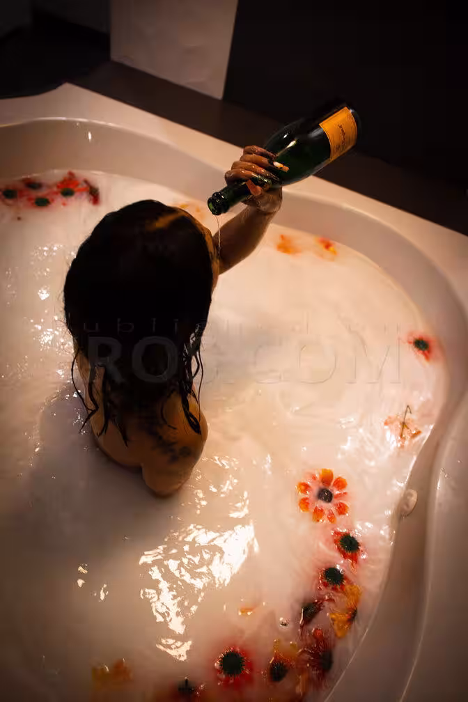 Leah Taylor / Lee, photo 4