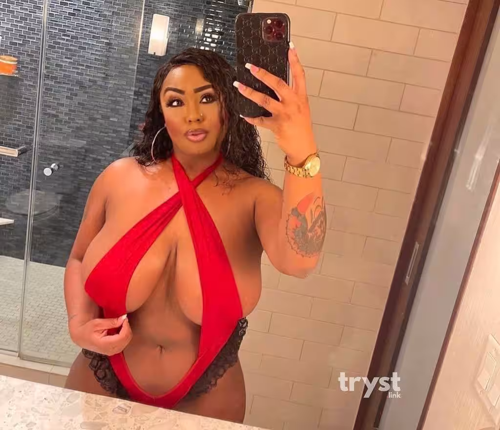 Layton Benton, photo 9