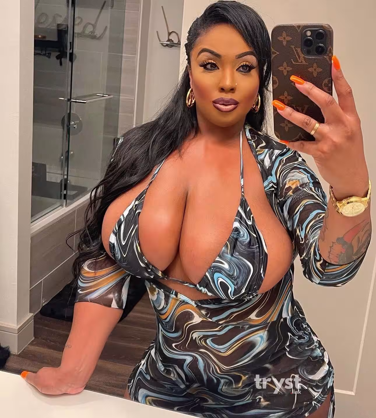 Layton Benton, photo 10