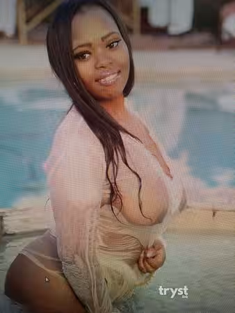 Nyla, photo 4