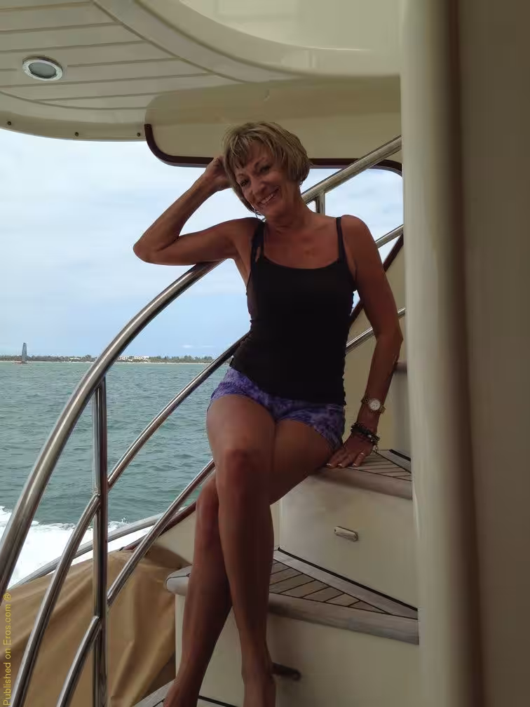 Andee Hart, photo 10