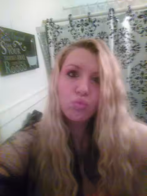 Brandi, photo 8