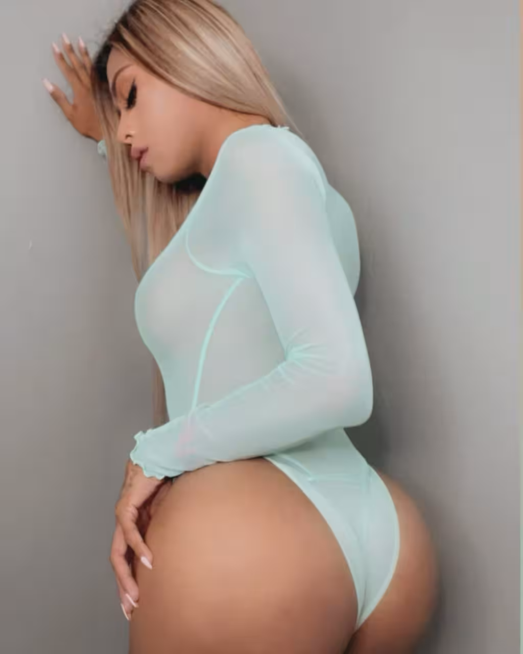 TS Roxy / Roxii, photo 7