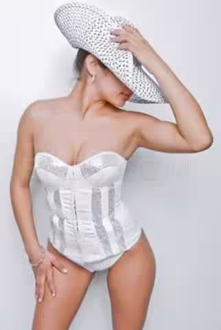 Adalina Alba / Lola of Denver, photo 4