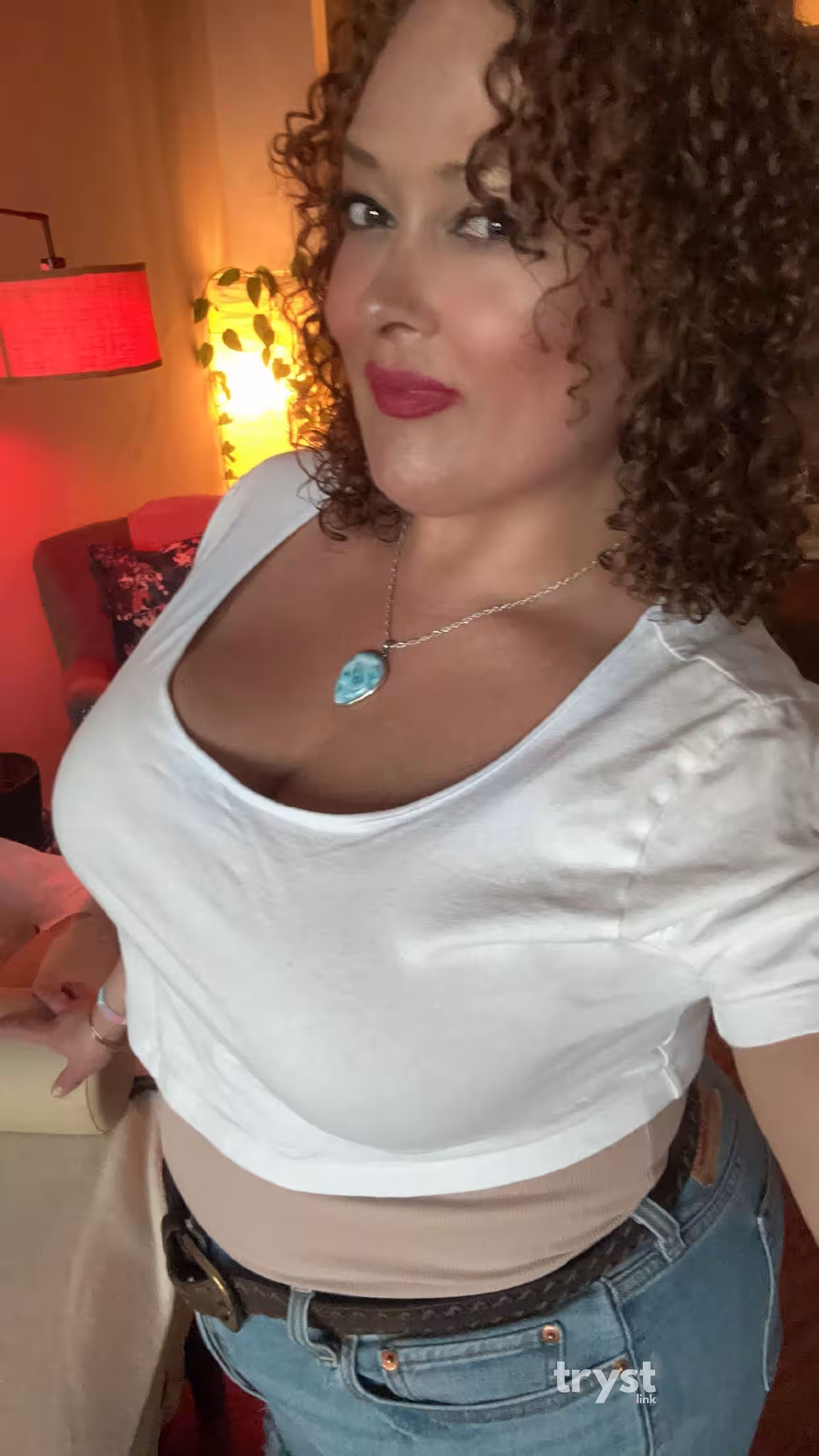 Leigh, photo 2