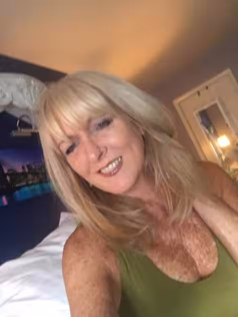 Michelle, photo 8