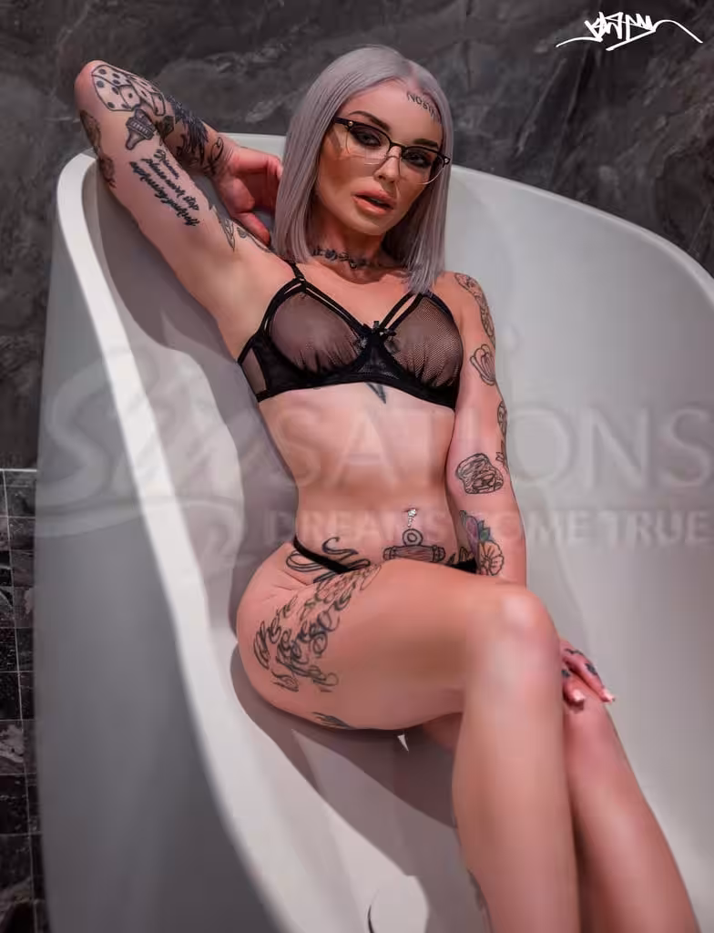 Chloe Carter, photo 7