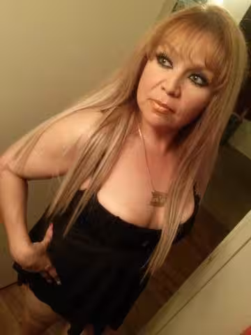 Lorena / Cateyes, escort in Tucson, AZ