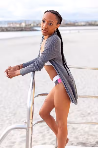 Lauren, photo 2