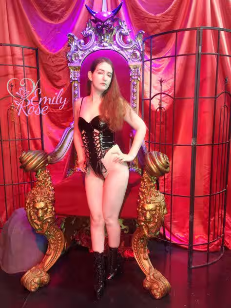 Emily Rose, photo 4