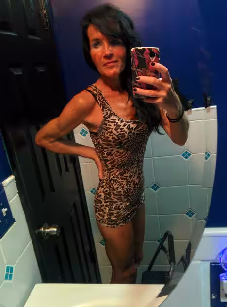 Catz, escort in St. Louis, MO