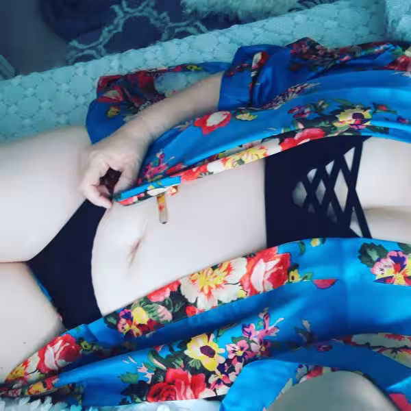 Violet, escort in National City, CA