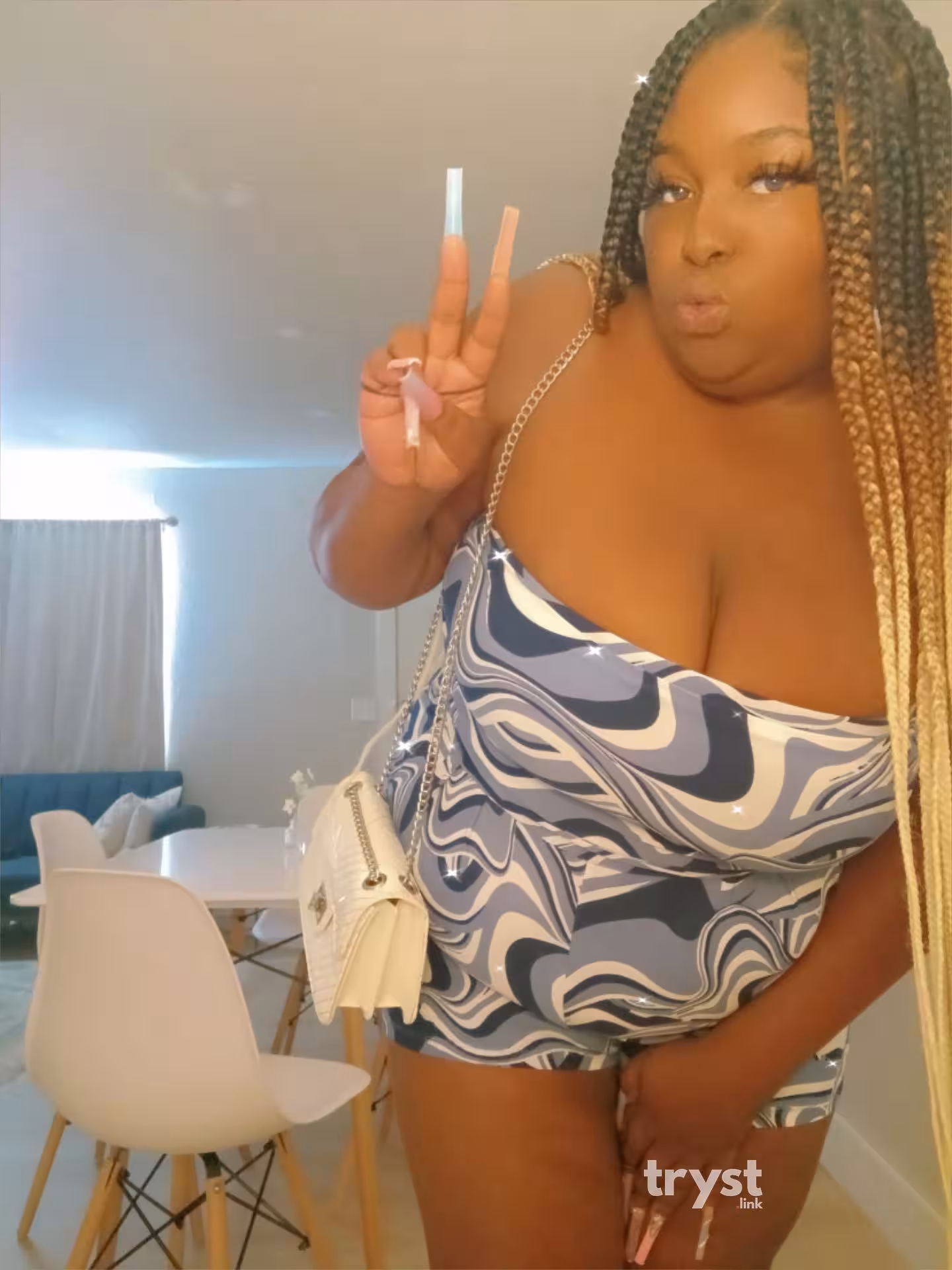 Nina Love, photo 8