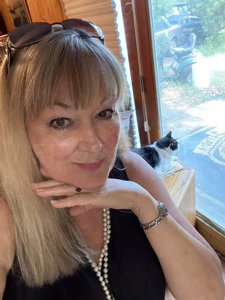 Cindy / Cachet, escort in Miramar, FL