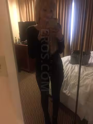Sasha Von / Camilla Rose, photo 3