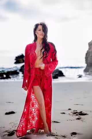 Maria, escort in Los Angeles, CA