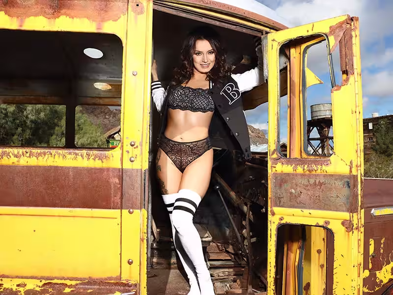 Nina Montiel, photo 2