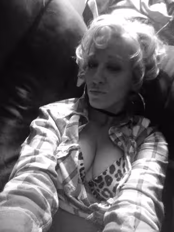 Houston, escort in Memphis, TN