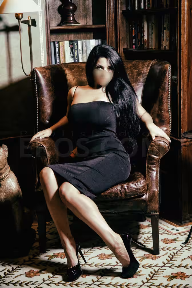 Anita Nayler, photo 5