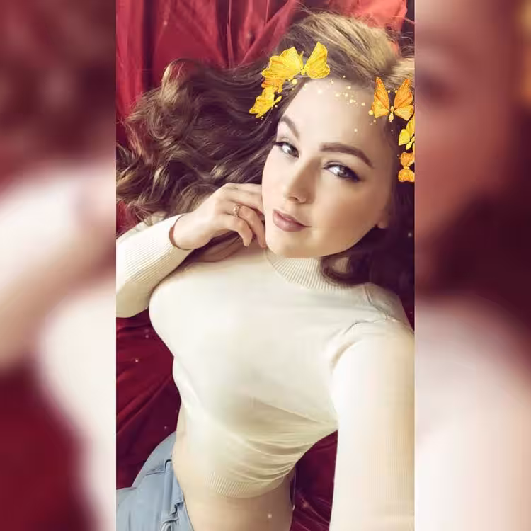 Alaina Fox, photo 3