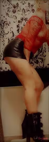 Sexy Scarlett, photo 2