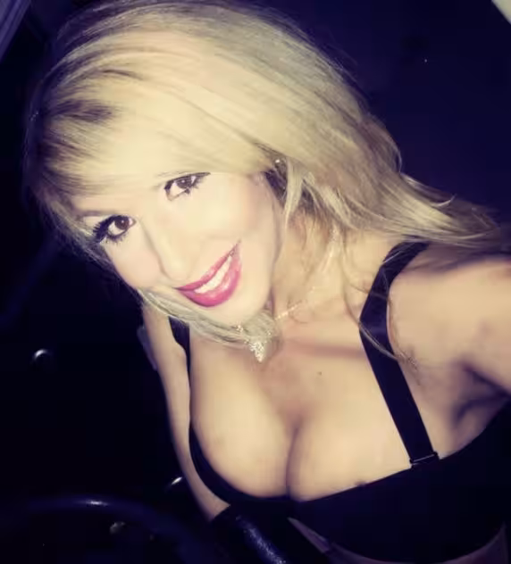 Julia, photo 6