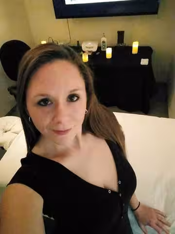 Ashley, escort in Tampa, FL
