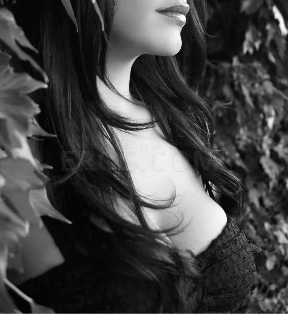 Demi Marie / Della Reid, escort in Phoenix, AZ