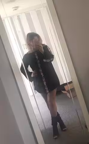 Ella, photo 2