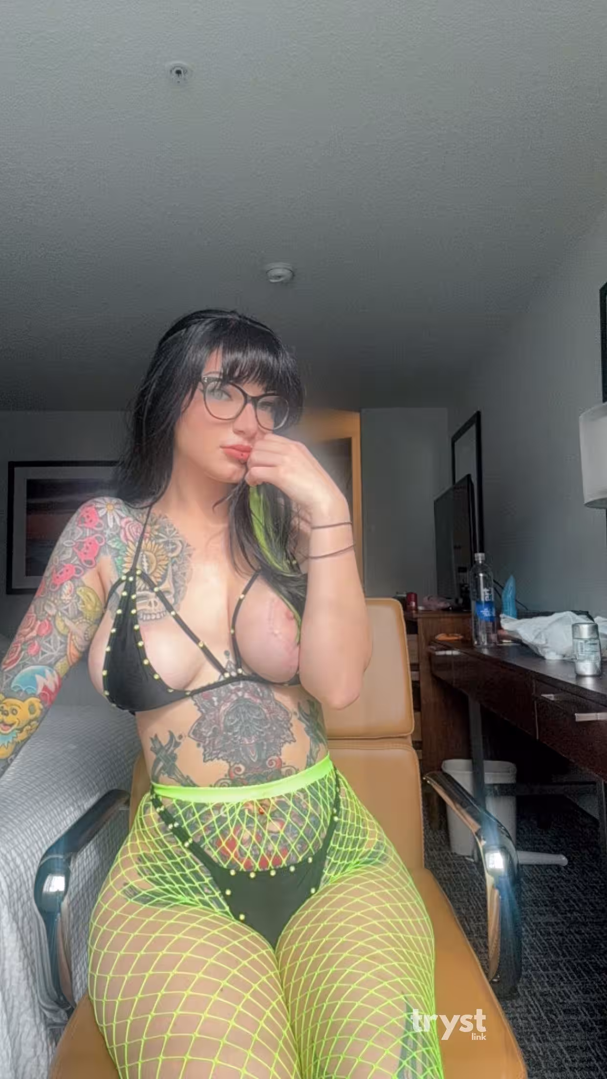 Scarlet Secrets / Trippirose, photo 3